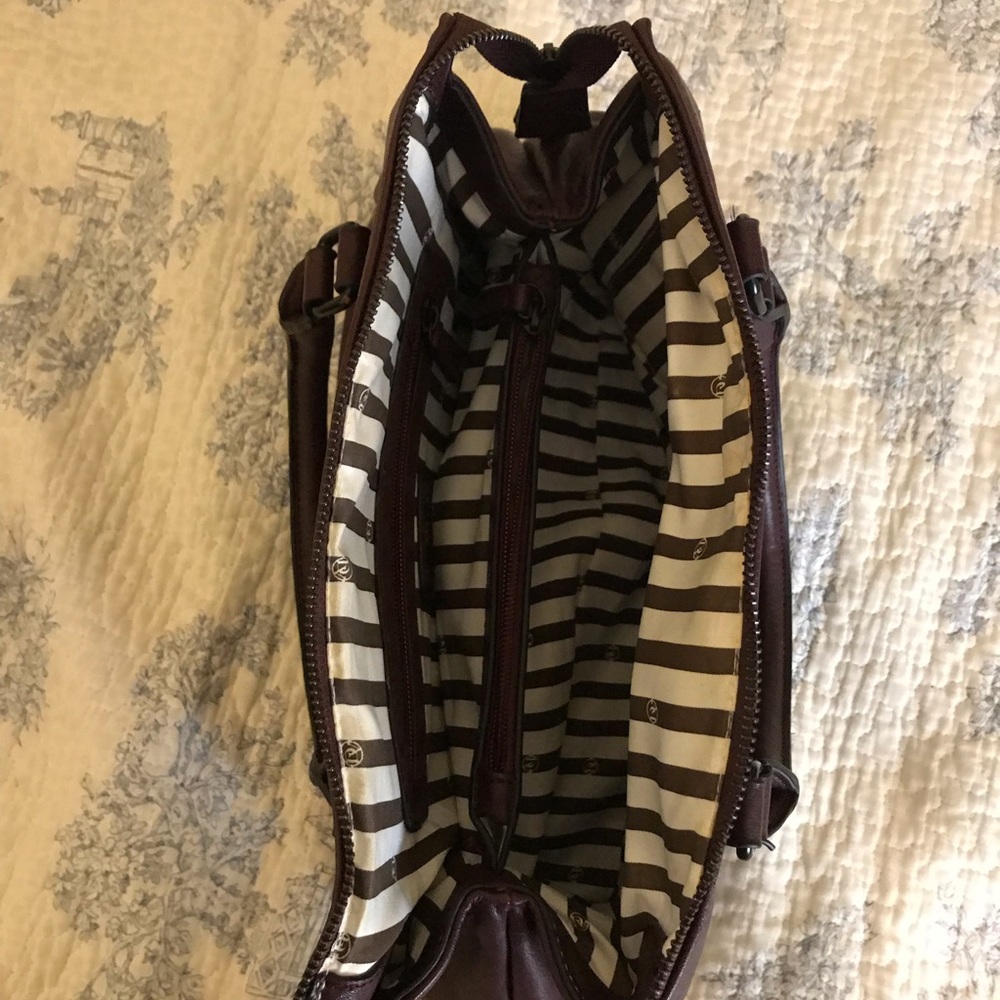 Purse - Picture 3 of 3